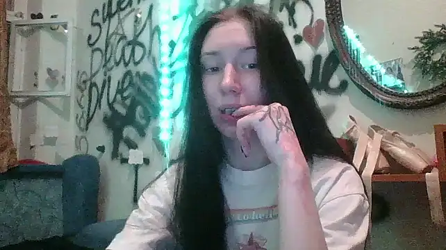 Snapshot of RussNocturnal chatting on 03-07-25, 07:49 RussNocturnal online show from 03-07-25, 07:49