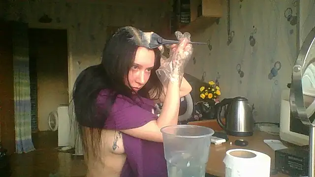 Snapshot of RussNocturnal chatting on 06-12-26, 07:22 RussNocturnal online show from 06-12-26, 07:22