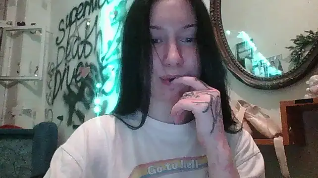 Snapshot of RussNocturnal chatting on 03-08-25, 03:17 RussNocturnal online show from 03-08-25, 03:17