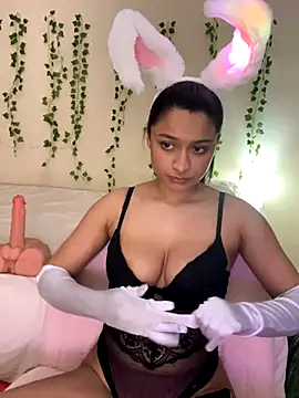 Cristinasunny online show from 10-29-25, 01:04