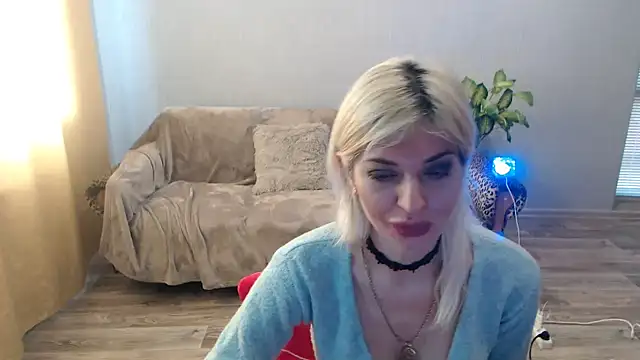 SexyBeatriice online show from 03-04-26, 07:27