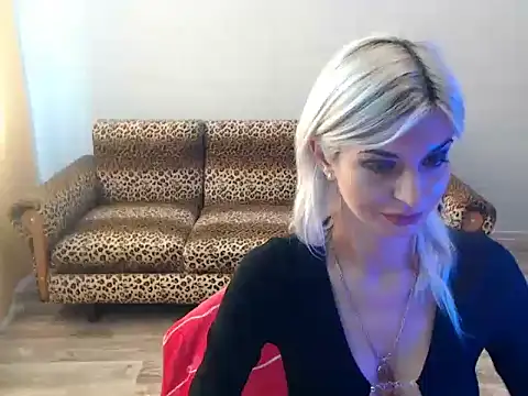 SexyBeatriice online show from 09-28-25, 06:20