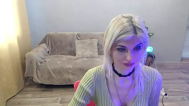 SexyBeatriice online show from 03-20-26, 07:20