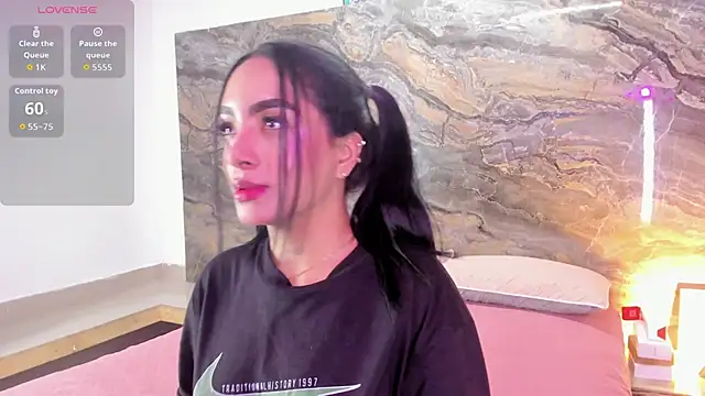 Estefy gomez09 online show from 03-05-26, 12:35