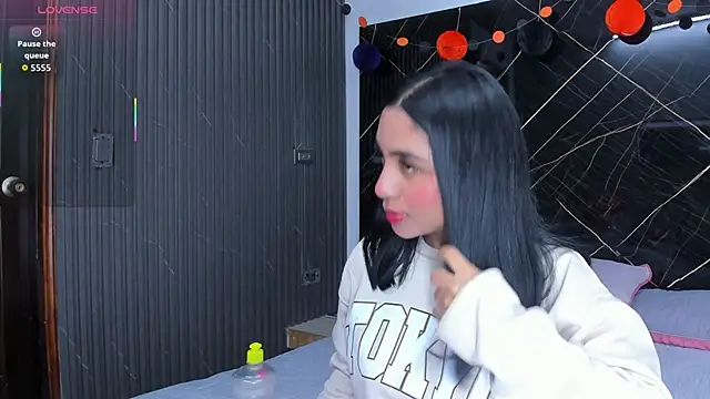 Estefy gomez09 online show from 11-13-25, 03:43