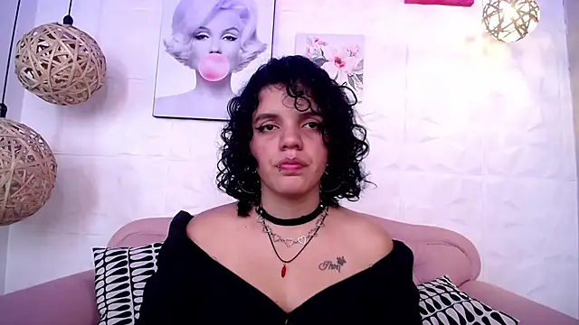 HoneyVelvet online show from 01-29-25, 06:28