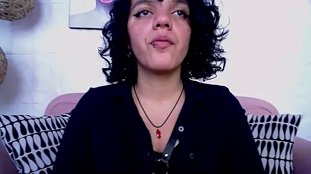 HoneyVelvet online show from 01-30-25, 06:43