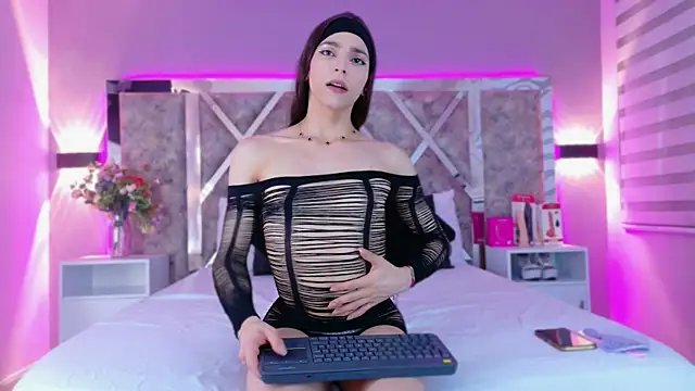 CandyLuxury   online show from 05-14-26, 12:13