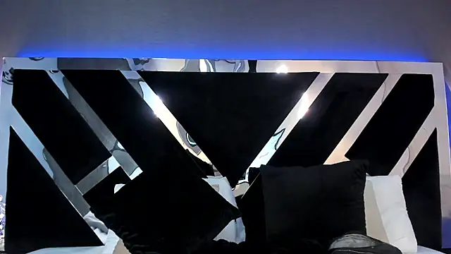 AliDiaz  online show from 05-08-26, 07:06