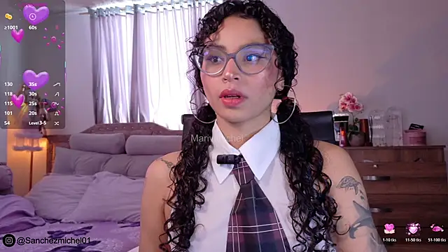 Marivimichel1 online show from 10-18-25, 07:05