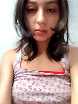 Maiden-Hot online show from 12-03-25, 06:51