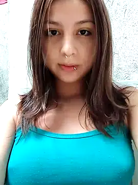 Snapshot of Maiden-Hot chatting on 06-06-26, 08:03 Maiden-Hot online show from 06-06-26, 08:03