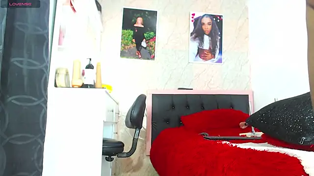 Snapshot of k_stormi_ chatting on 04-23-26, 12:06 k stormi online show from 04-23-26, 12:06