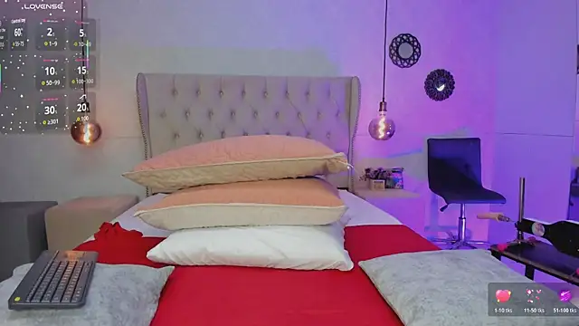 amanda29 online show from 12-17-25, 07:08