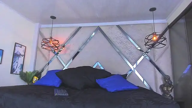 Thomas May4rs online show from 02-19-25, 04:23