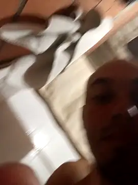 Snapshot of Jean18060 chatting on 10-19-25, 06:27 Jean18060 online show from 10-19-25, 06:27