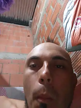 Snapshot of Jean18060 chatting on 10-06-25, 10:32 Jean18060 online show from 10-06-25, 10:32