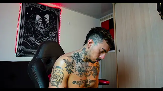 Snapshot of scockpion__ chatting on 02-11-25, 08:05 scockpion online show from 02-11-25, 08:05