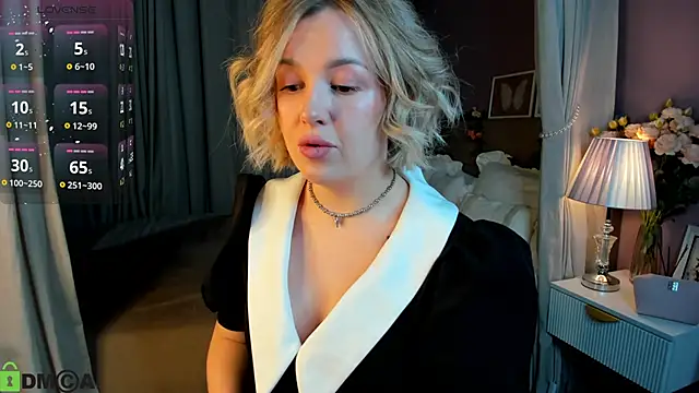 Nikki Kai online show from 09-23-25, 12:28