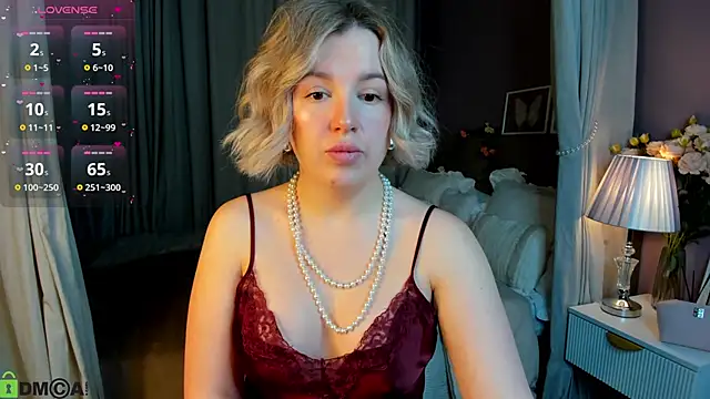 Nikki Kai online show from 09-25-25, 12:27