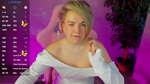 Nikki Kai online show from 03-22-25, 06:43