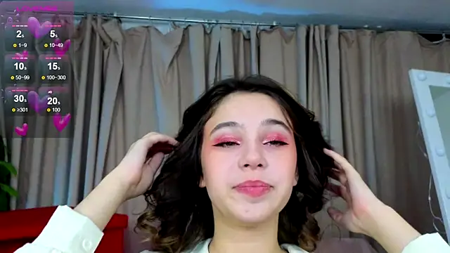 Snapshot of Hotary_Yuko chatting on 02-18-25, 01:00 Hotary Yuko online show from 02-18-25, 01:00