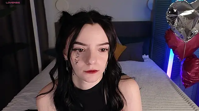 Snapshot of CaseyCraig chatting on 02-23-26, 04:29 CaseyCraig online show from 02-23-26, 04:29