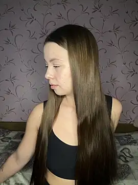 Snapshot of Arielle_Swan chatting on 02-02-26, 02:49 Arielle Swan online show from 02-02-26, 02:49