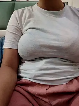 Eliza Thomas online show from 05-03-26, 05:27