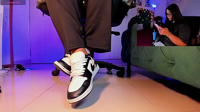 aleya bliss online show from 12-04-25, 03:05