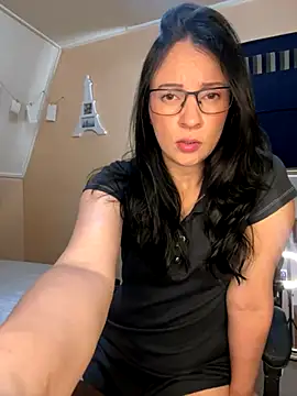 ValeriaVixen online show from 10-21-25, 08:08