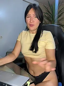 Snapshot of ValeriaVixen chatting on 05-04-26, 08:33 ValeriaVixen online show from 05-04-26, 08:33