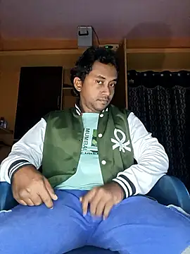 bigcock thick online show from 01-13-26, 04:33