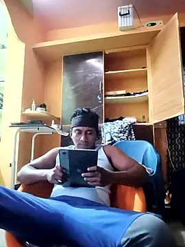 bigcock thick online show from 02-13-26, 12:38