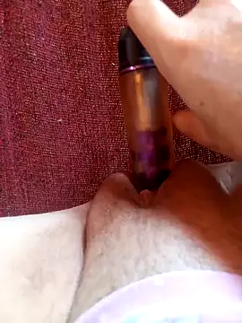 baixinhainsaciavel23 online show from 11-06-25, 04:00