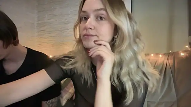 amandatalk online show from 11-19-25, 06:13