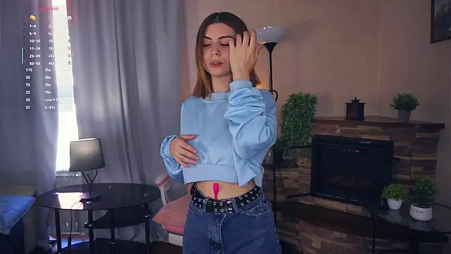 ErlinaBuoy online show from 09-29-25, 05:14