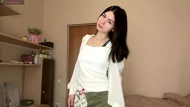 ErlinaBuoy online show from 04-23-26, 06:20