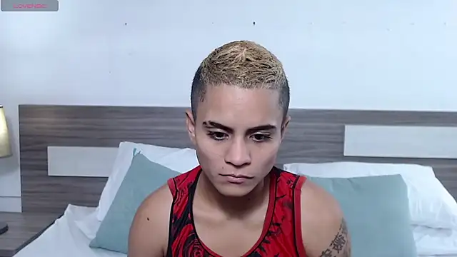 Liiamthompson online show from 03-17-26, 09:34