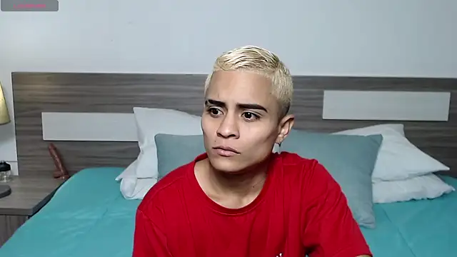 Snapshot of Liiamthompson chatting on 02-27-26, 07:46 Liiamthompson online show from 02-27-26, 07:46