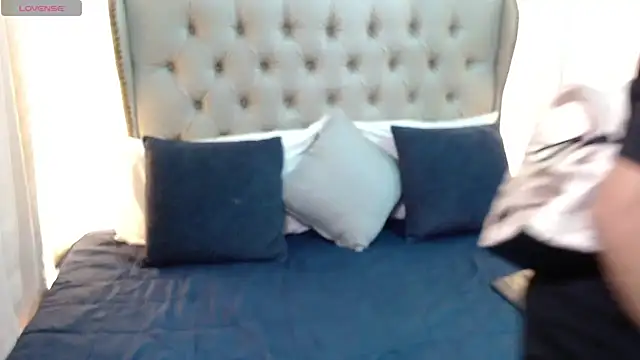 Snapshot of Liiamthompson chatting on 07-16-26, 12:29 Liiamthompson online show from 07-16-26, 12:29