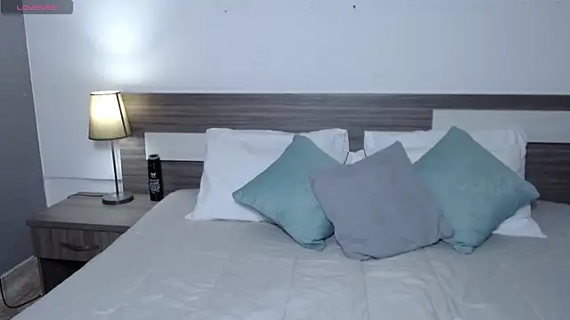 Snapshot of Liiamthompson chatting on 03-01-26, 07:03 Liiamthompson online show from 03-01-26, 07:03