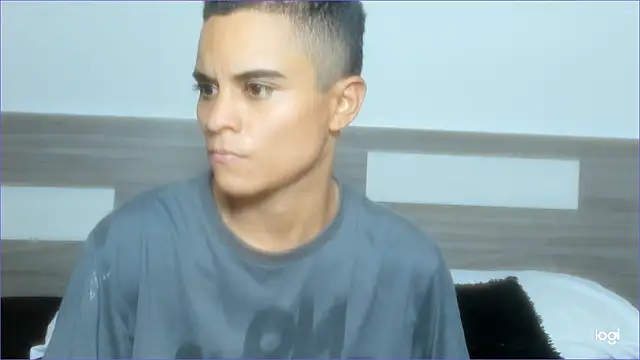 Liiamthompson online show from 11-03-25, 07:06