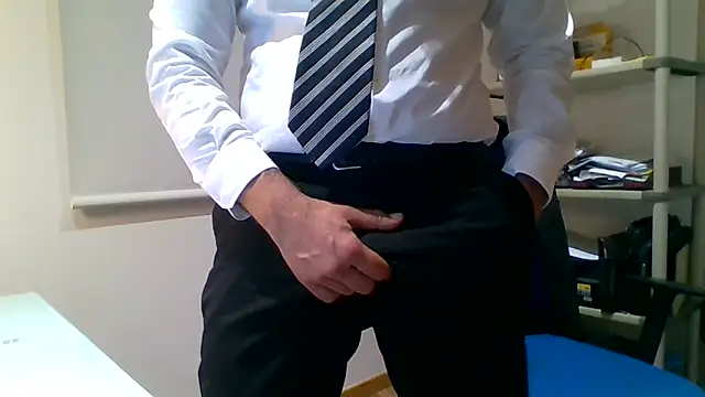66MA69 online show from 04-22-26, 04:08