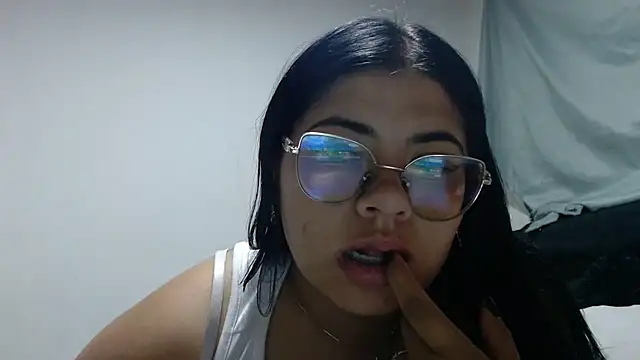 viccky vick online show from 04-26-26, 11:46