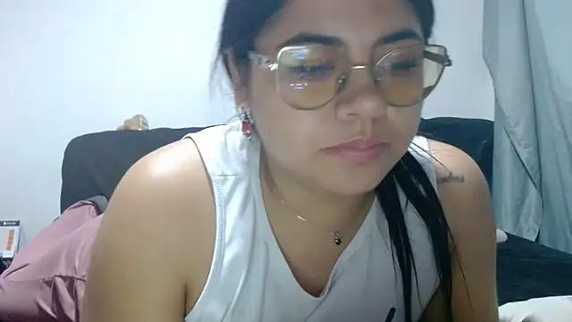 viccky vick online show from 06-14-26, 03:52