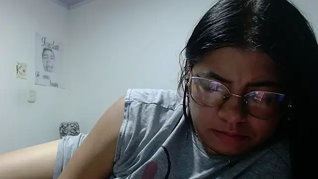 viccky vick online show from 06-04-26, 03:11