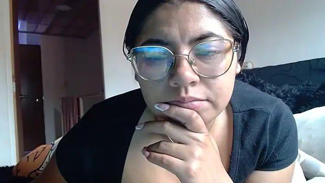 viccky vick online show from 05-17-26, 07:36