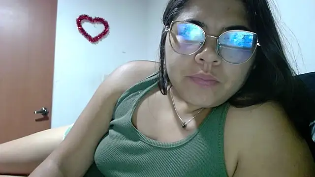 viccky vick online show from 10-23-25, 02:32