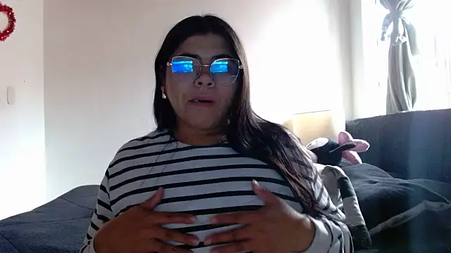 viccky vick online show from 10-23-25, 08:51